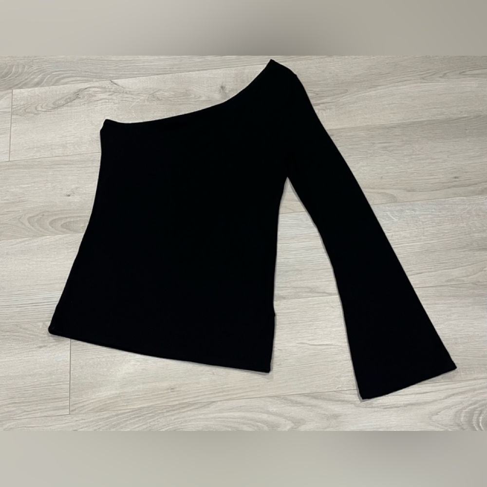 WHITE HOUSE BLACK MARKET One Shoulder Tee, Size XXS